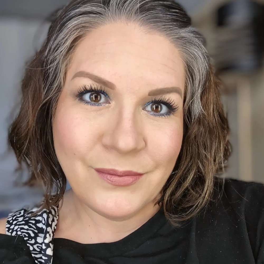 Meet your Posher, Leah